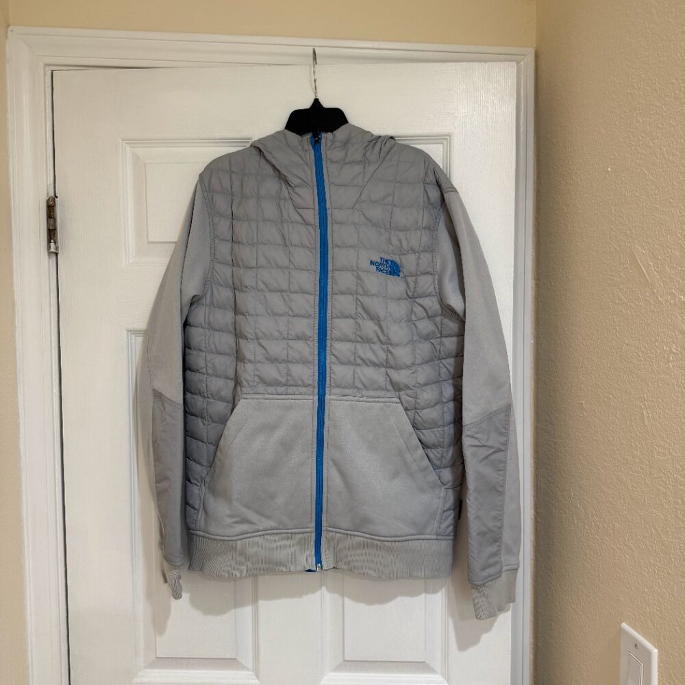 The North Face Mens Kilowatt Thermoball Hoodie Full Zip Jacket